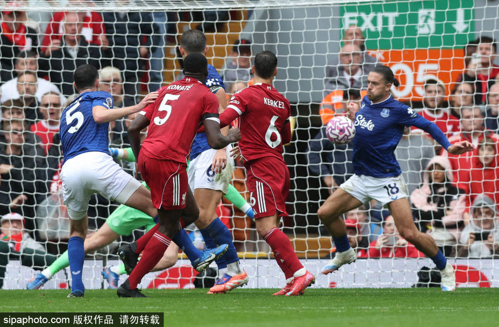 1.16亿天王转会引爆争议！拜仁大佬酸葡萄言论藏英超德甲暗战